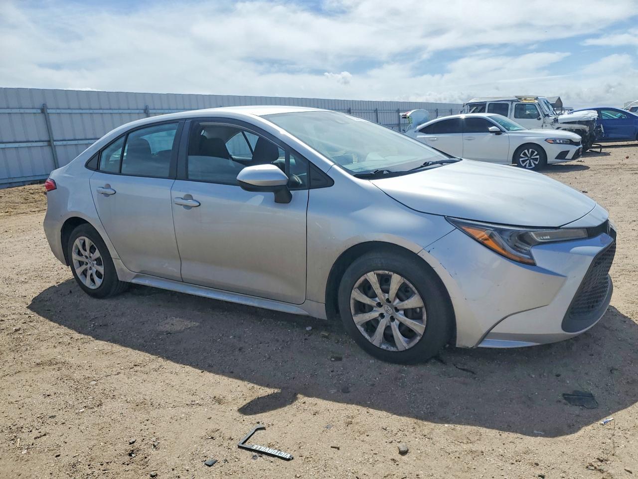 2022 Toyota Corolla Le - Image 4