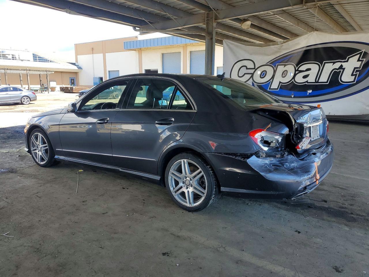 2010 Mercedes-Benz E 350 - Image 2