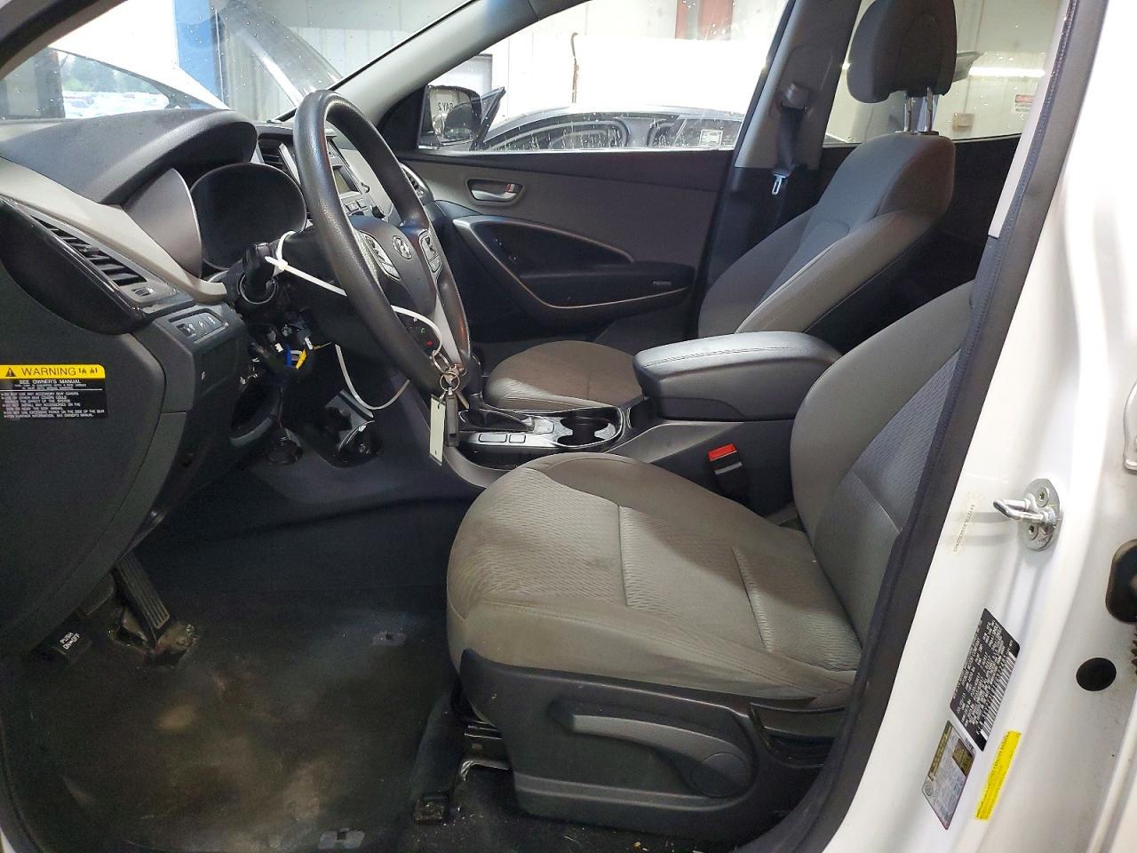 2016 Hyundai Santa Fe Sport 2.4L - Image 7