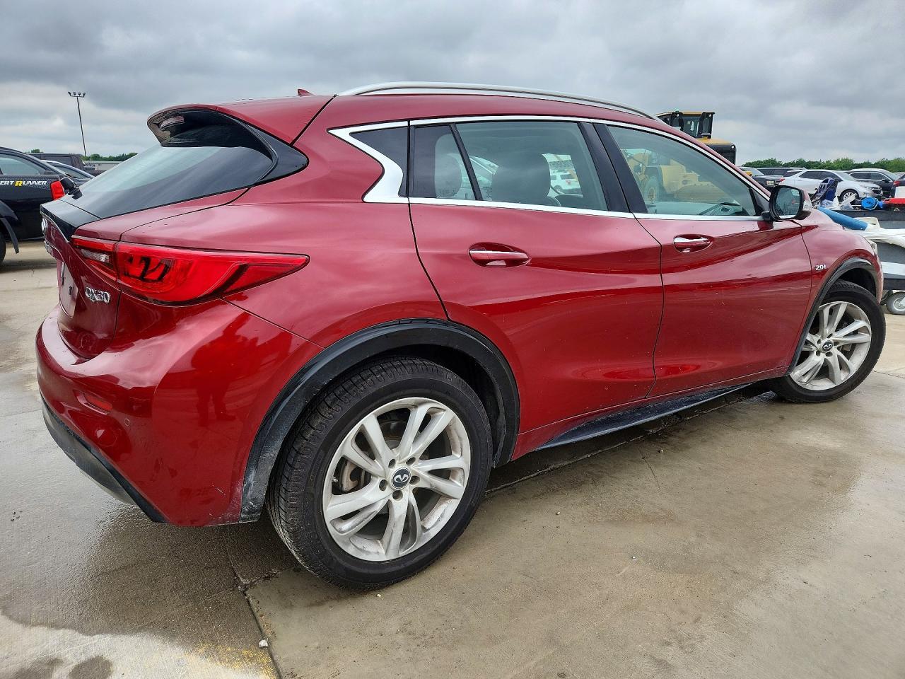 2019 Infiniti Qx30 Luxe - Image 3