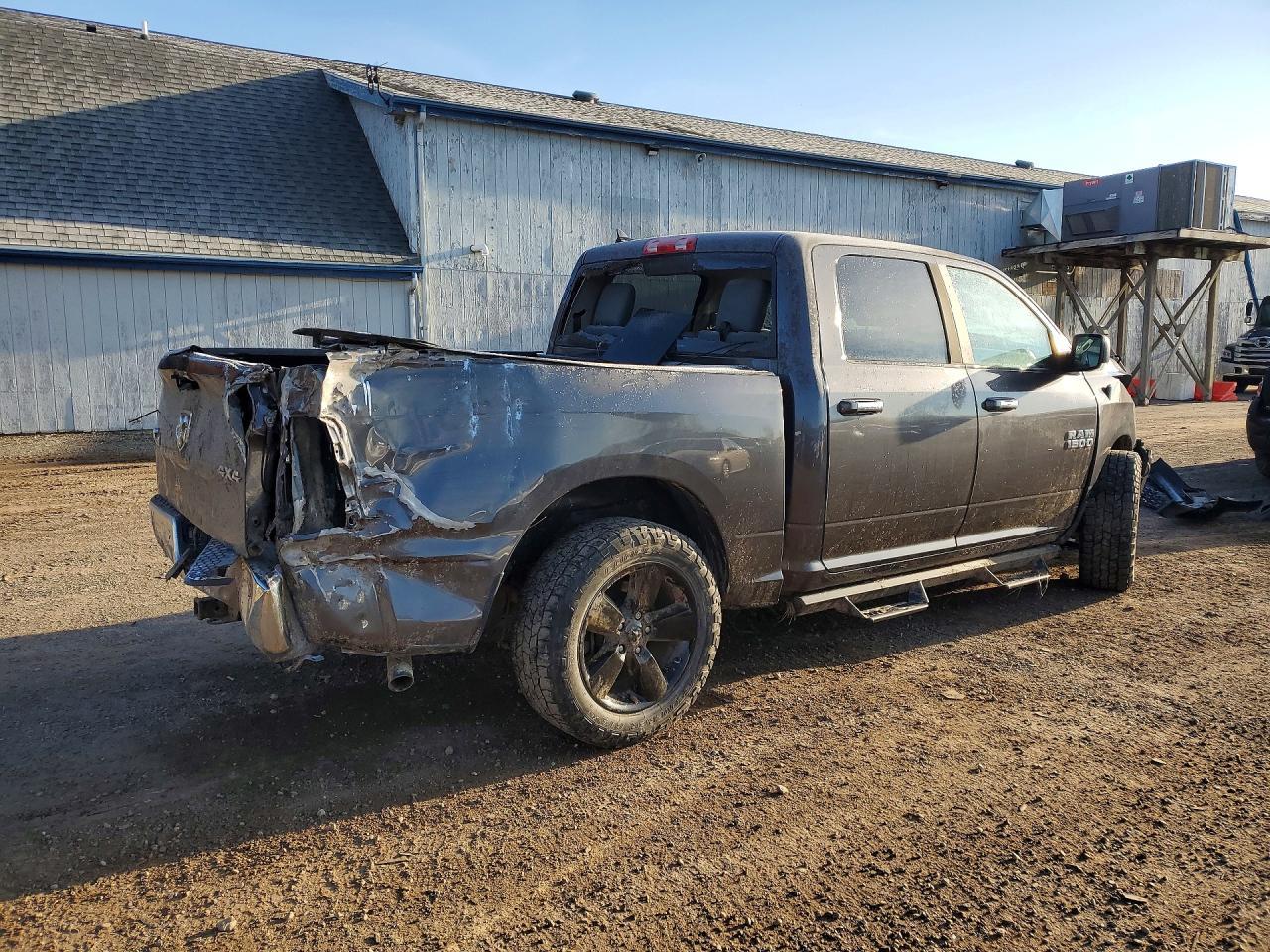 2017 Ram 1500 Slt - Image 3