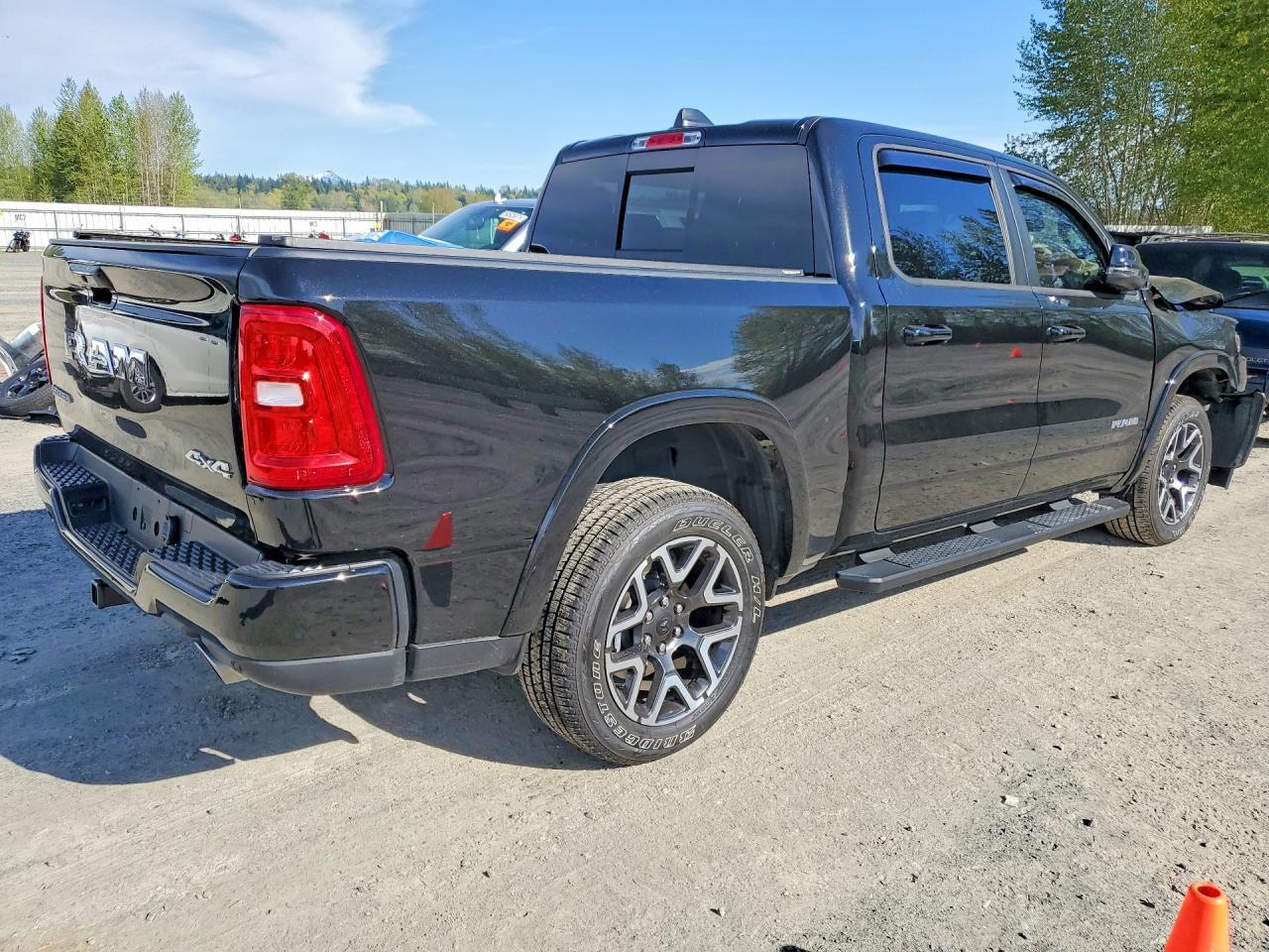 2025 Ram 1500 Laramie - Фото 3