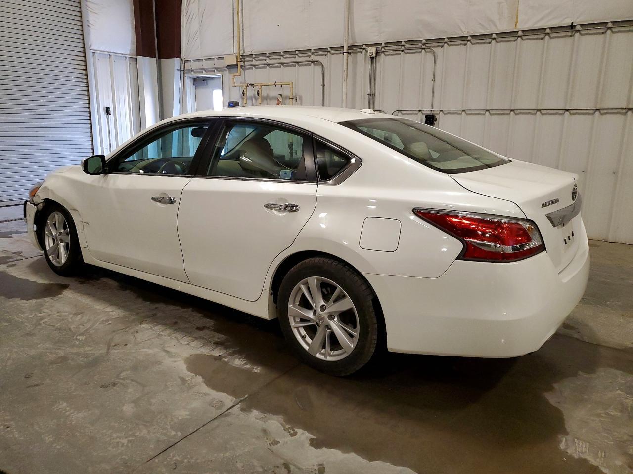 2015 Nissan Altima 2.5 - Image 2
