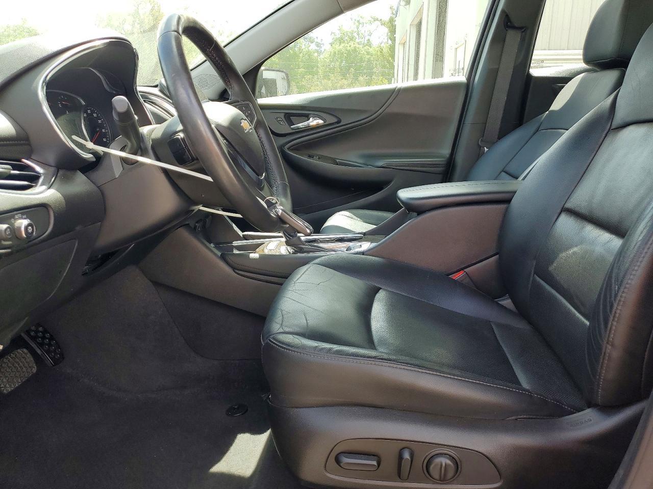 2017 Chevrolet Malibu Premier - Image 7