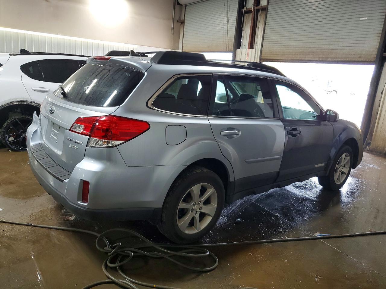 2014 Subaru Outback 2.5I Limited - Фото 3