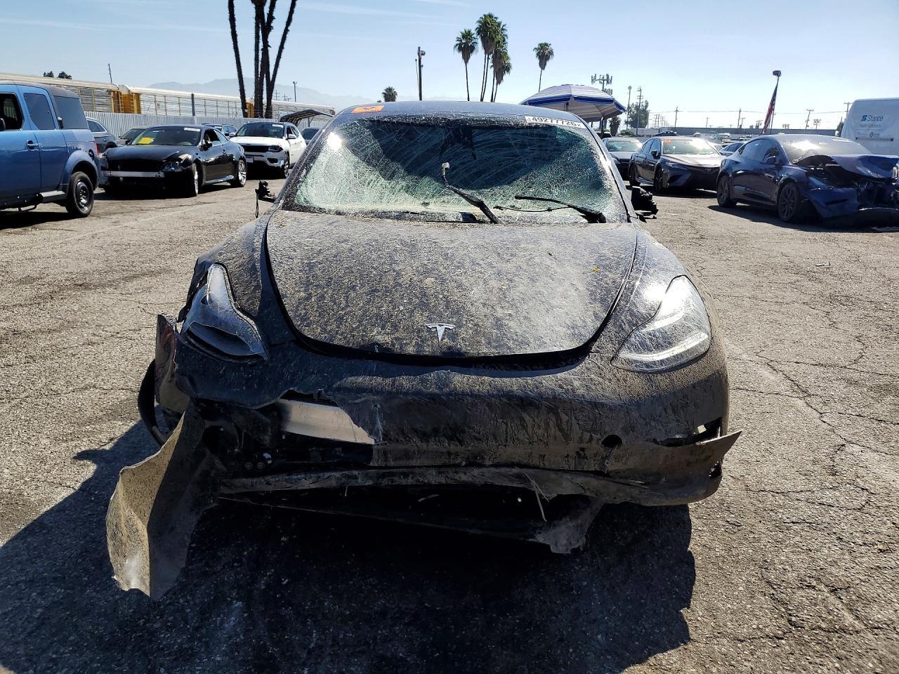 2023 Tesla Model 3 - Image 5