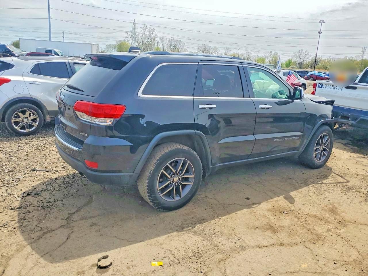 2018 Jeep Grand Cherokee Limited - Image 3
