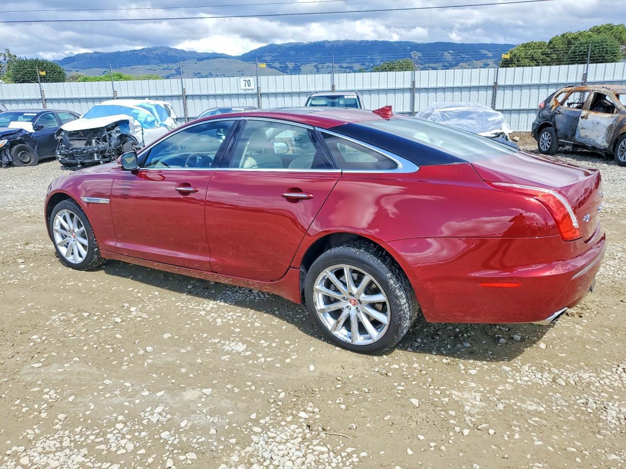 2014 Jaguar Xj - Фото 2