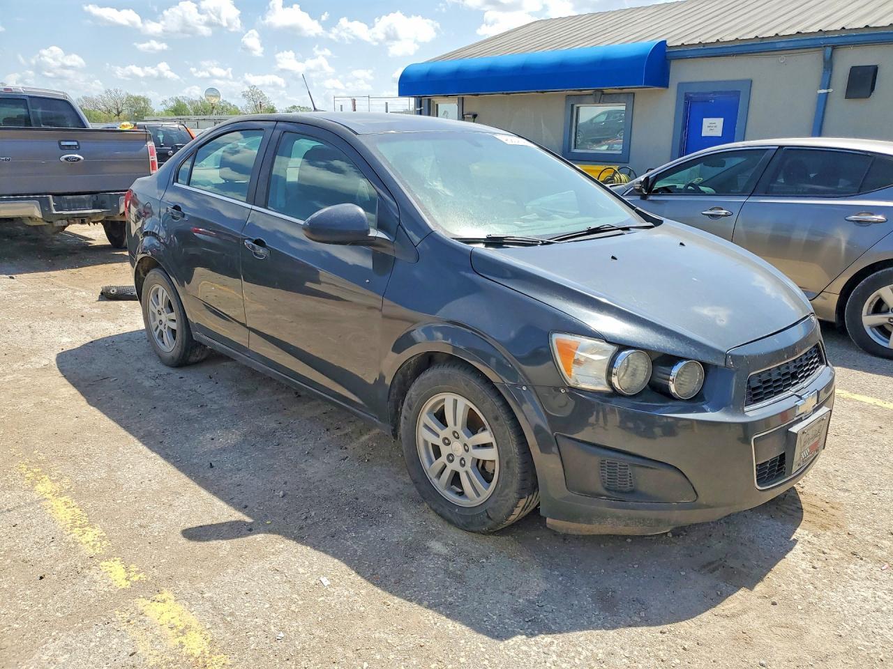 2014 Chevrolet Sonic Lt - Фото 4