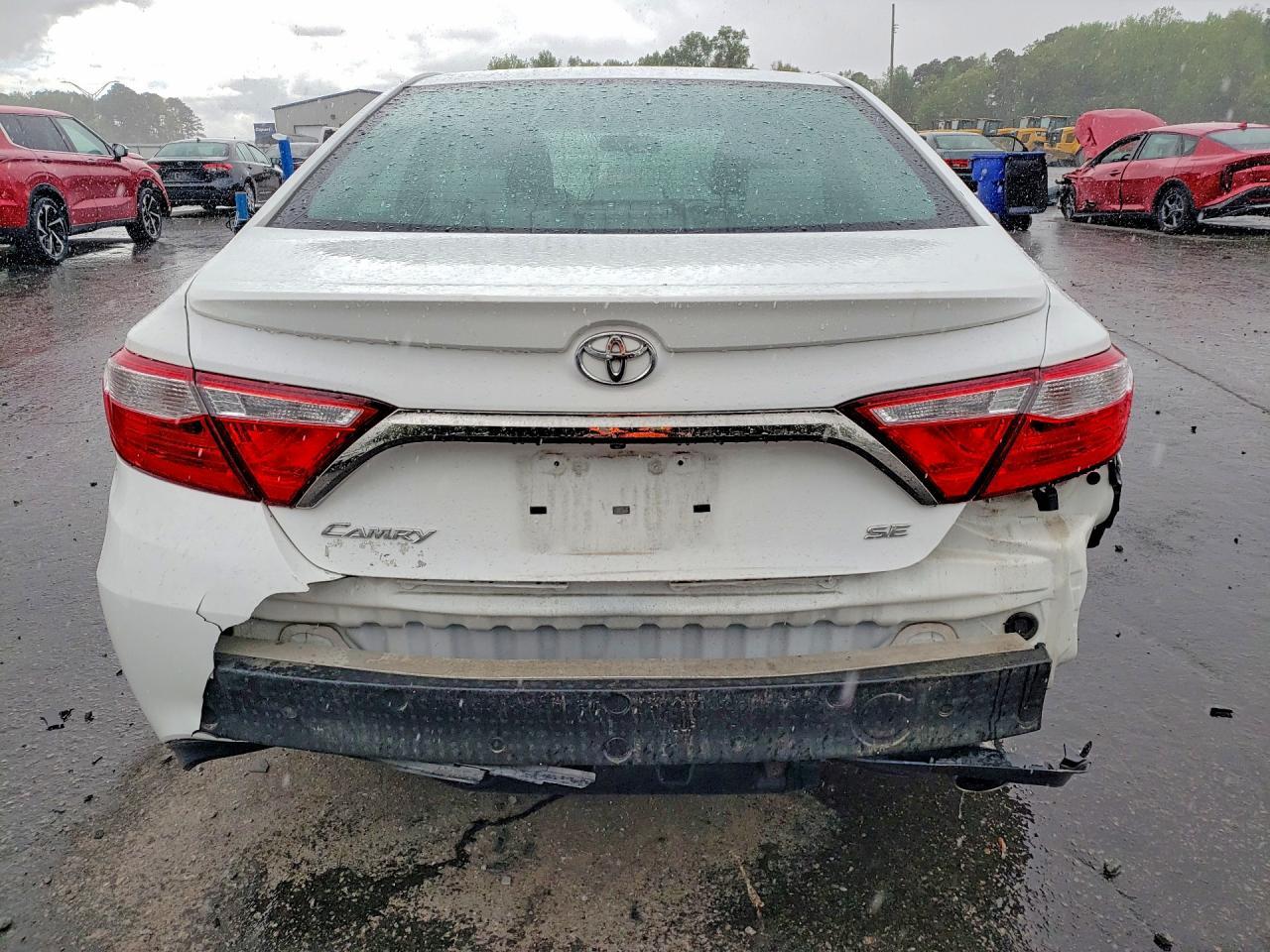2017 Toyota Camry Se - Image 6