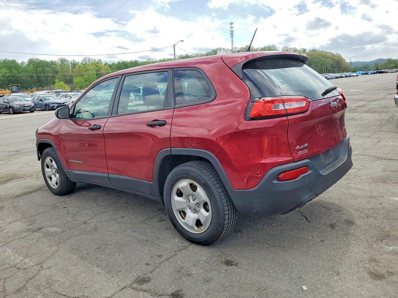 2015 Jeep Cherokee Sport - Фото 2