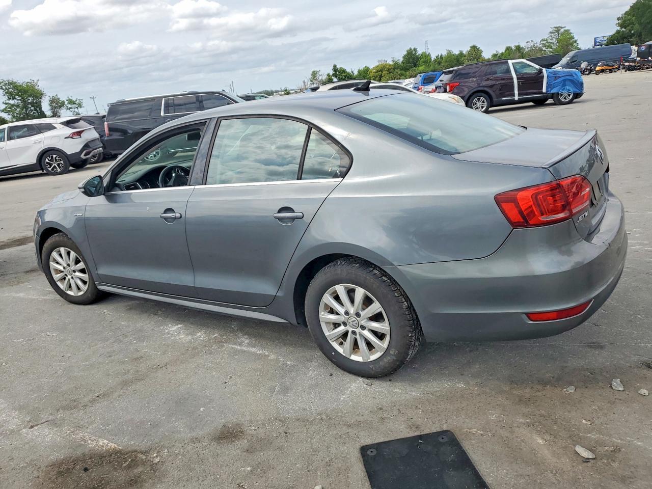 2013 Volkswagen Jetta Hybrid - Фото 2