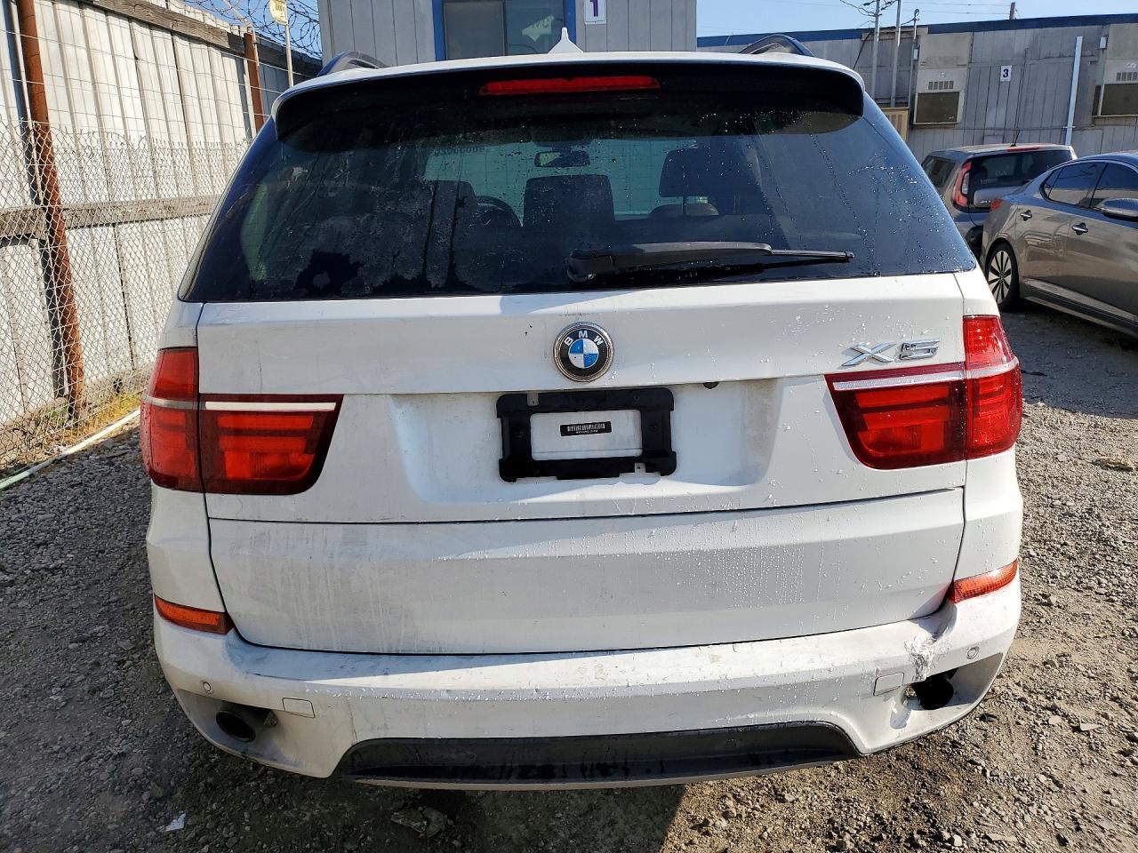 2013 BMW X5 xDrive35I - Image 6
