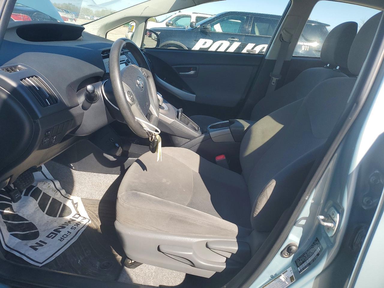 2013 Toyota Prius Two - Image 7