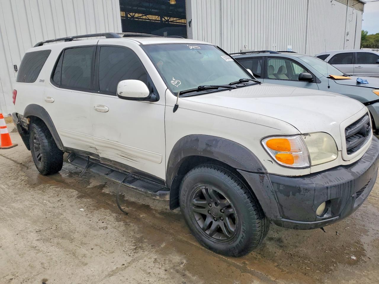 2003 Toyota Sequoia Sr5 - Image 4