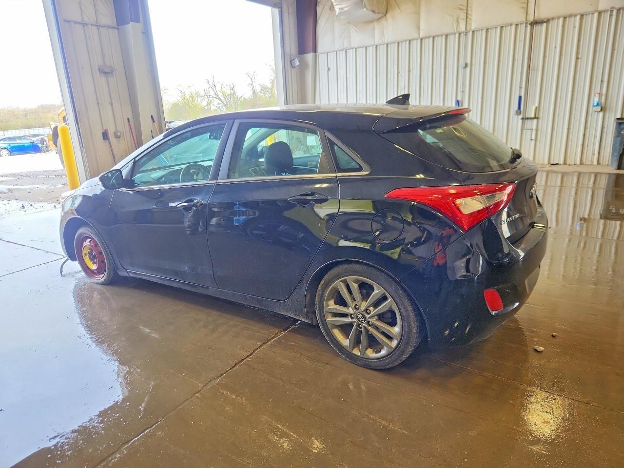 2016 Hyundai Elantra Gt Base - Фото 2
