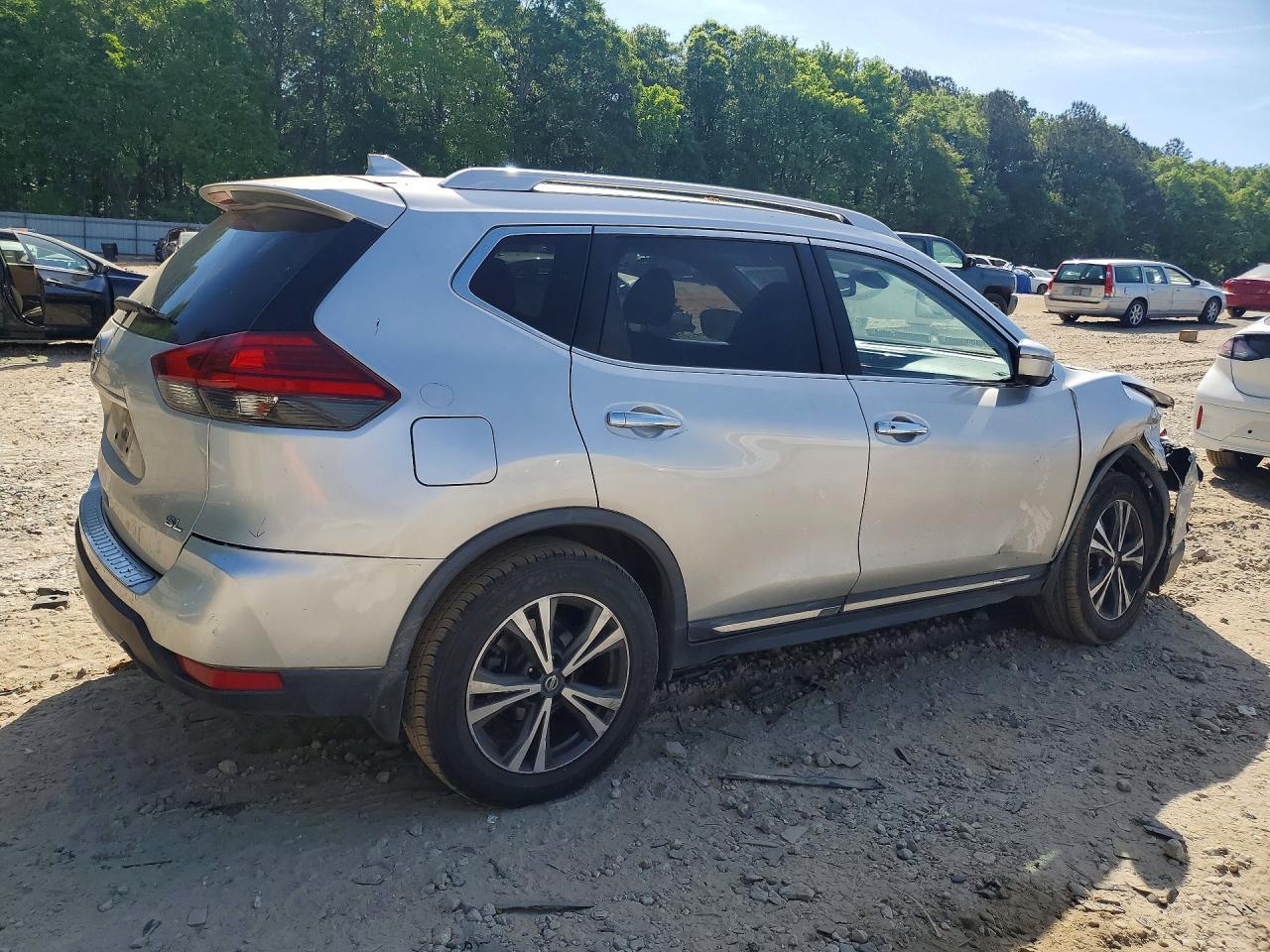 2017 Nissan Rogue Sl - Image 3