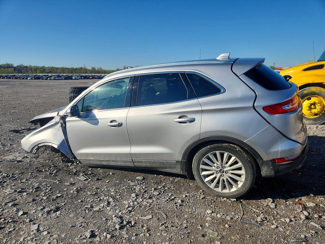 2019 Lincoln Mkc - Image 2