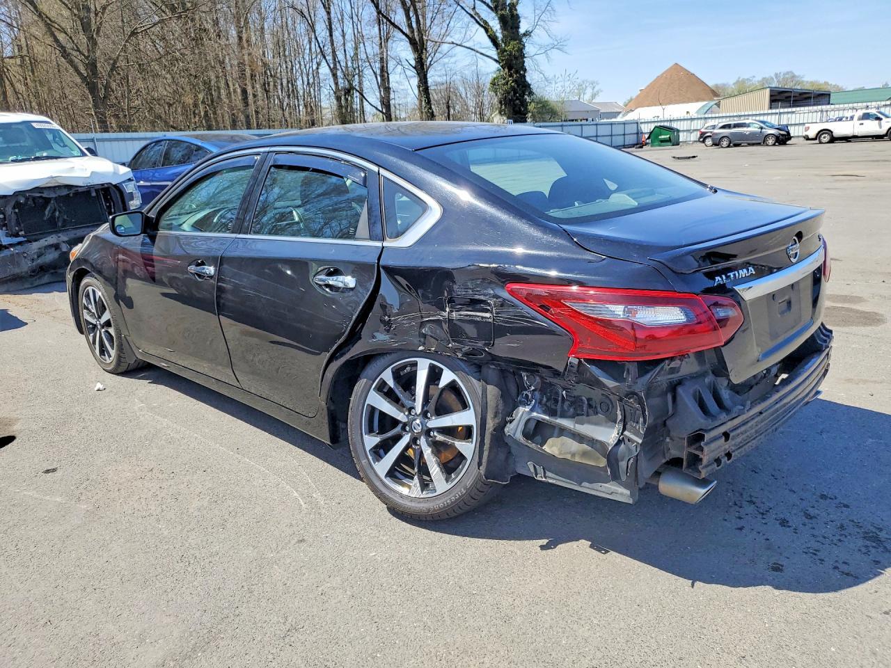 2018 Nissan Altima 2.5 Sr - Фото 2
