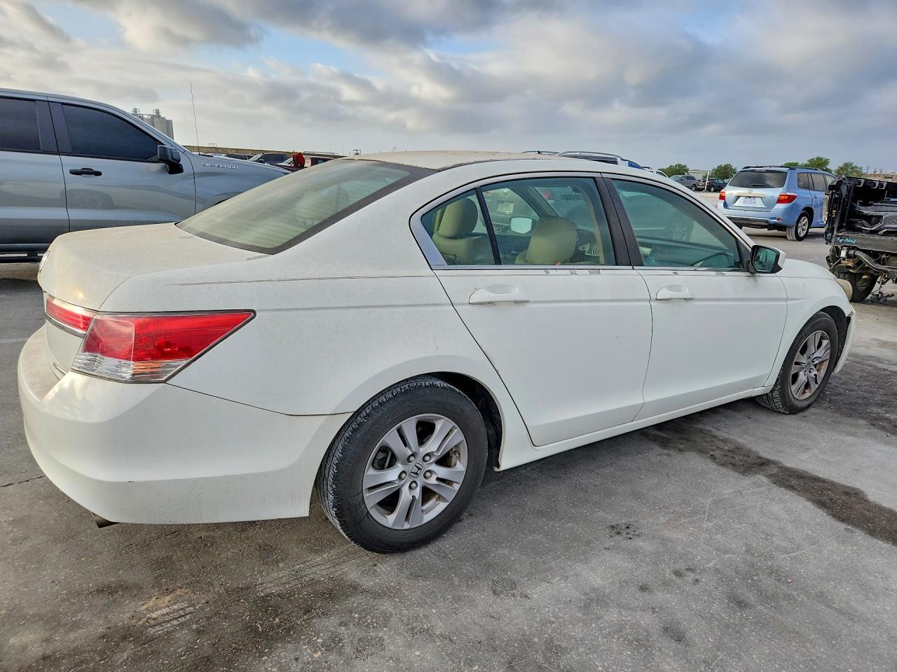 2011 Honda Accord Se - Image 3