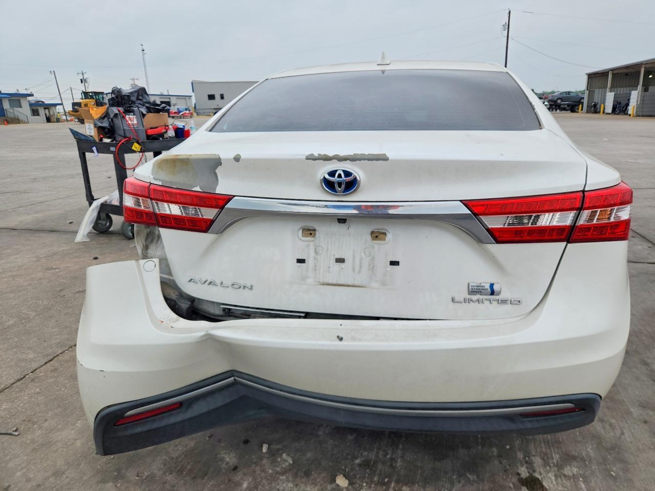 2015 Toyota Avalon Hybrid Limited - Фото 6
