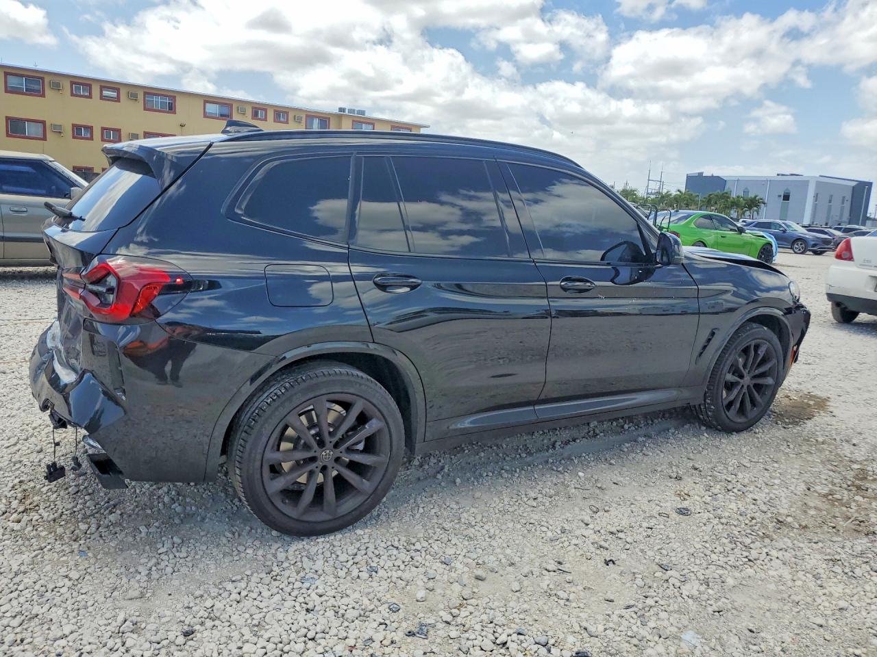 2024 BMW X3 Sdrive30I - Image 3