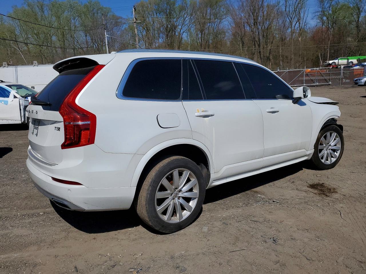 2021 Volvo Xc90 T5 Momentum - Фото 3