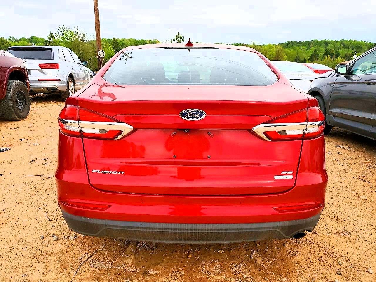 2020 Ford Fusion Se - Фото 6