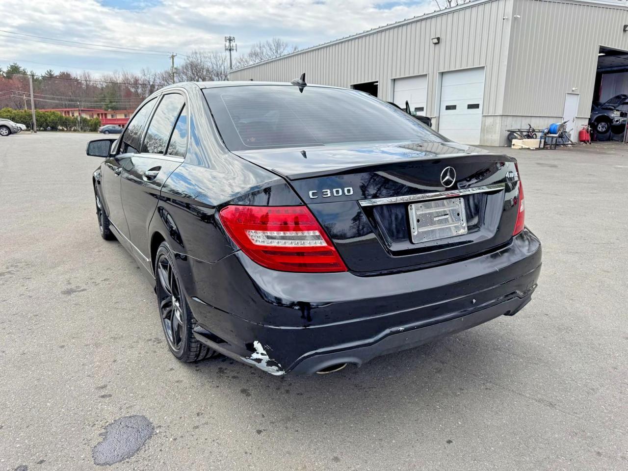 2013 Mercedes-Benz C 300 4Matic - Image 2