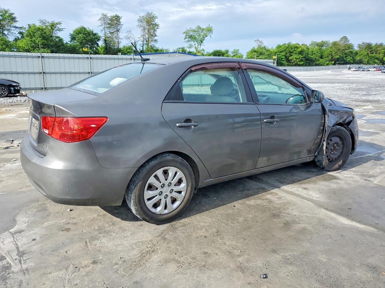 2013 Kia Forte Ex - Image 3