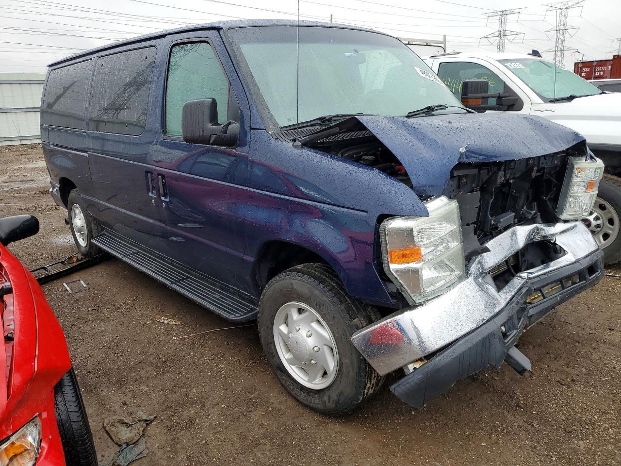 2009 Ford Econoline E150 Wagon - Image 4