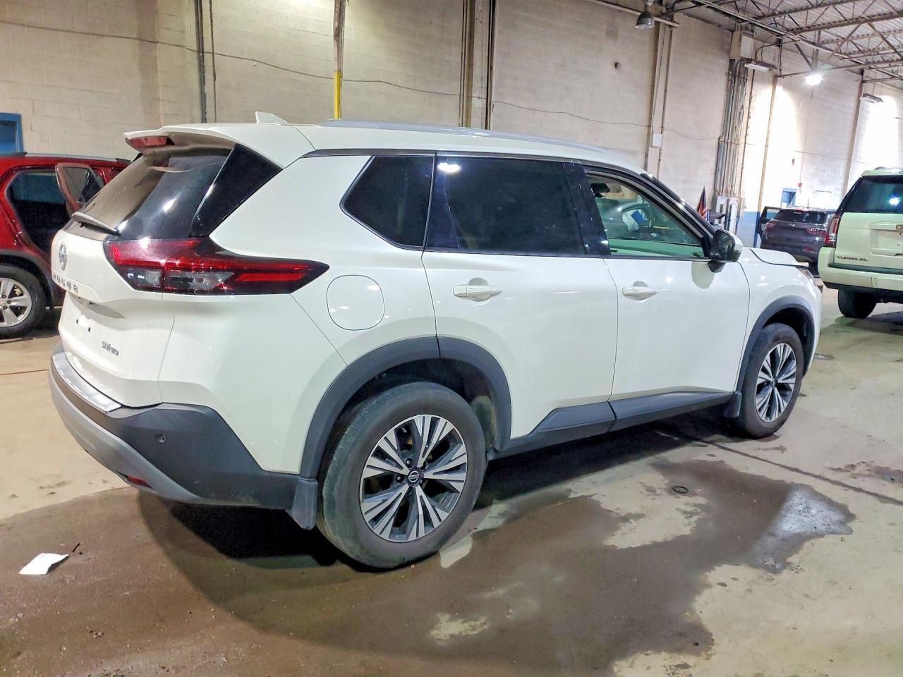 2021 Nissan Rogue Sv - Фото 3