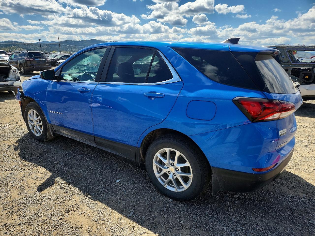 2024 Chevrolet Equinox Lt - Image 2
