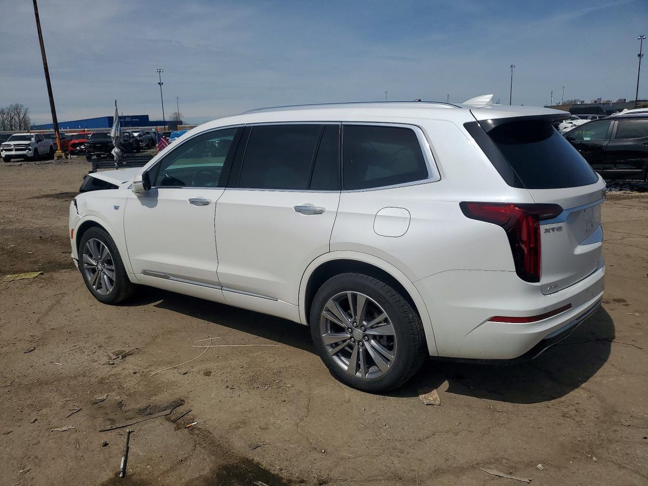 2024 Cadillac Xt6 Premium Luxury - Фото 2