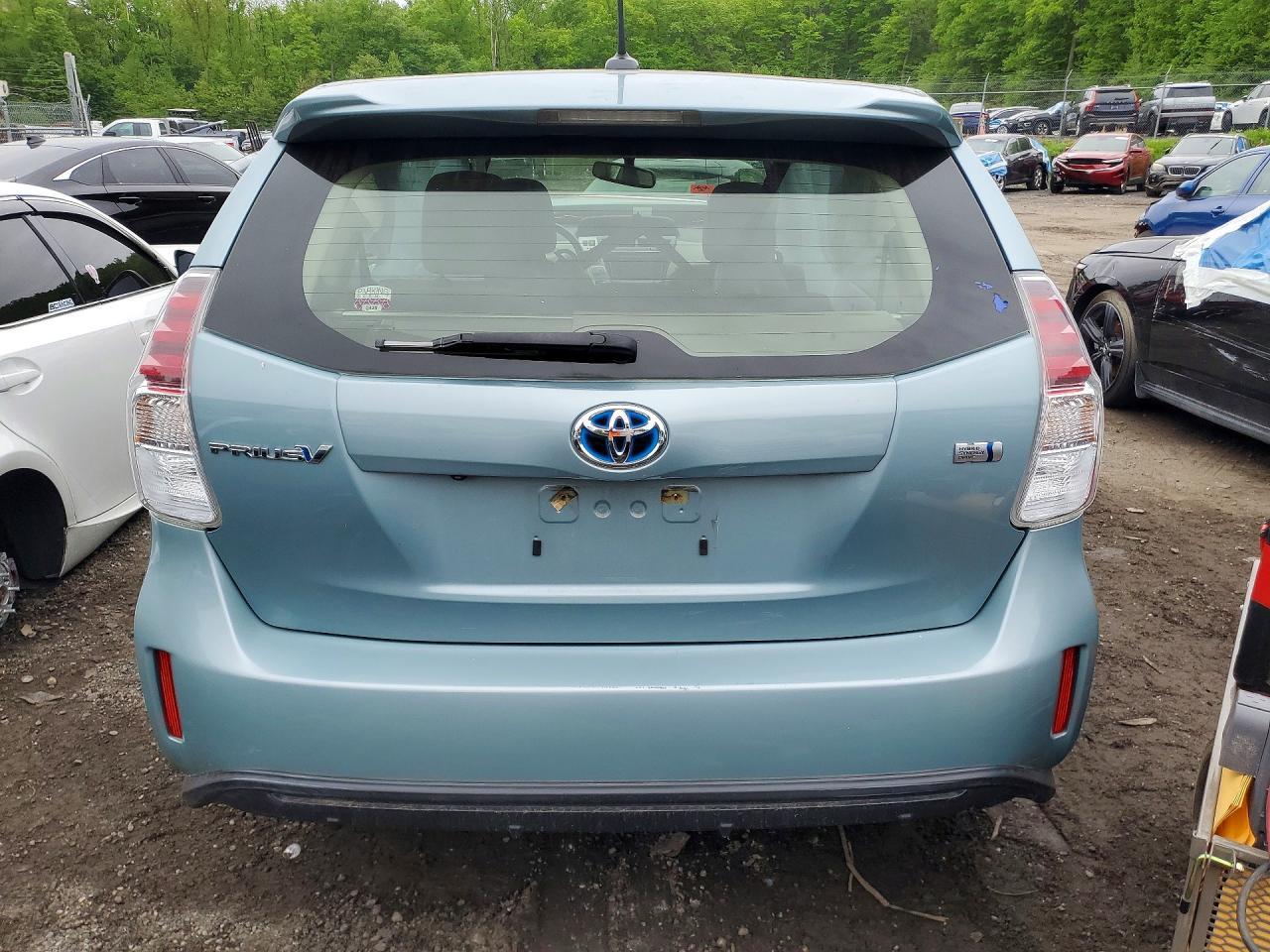 2017 Toyota Prius V Four - Фото 6