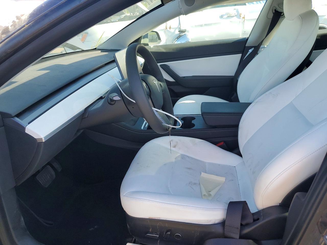 2021 Tesla 3 - Фото 7