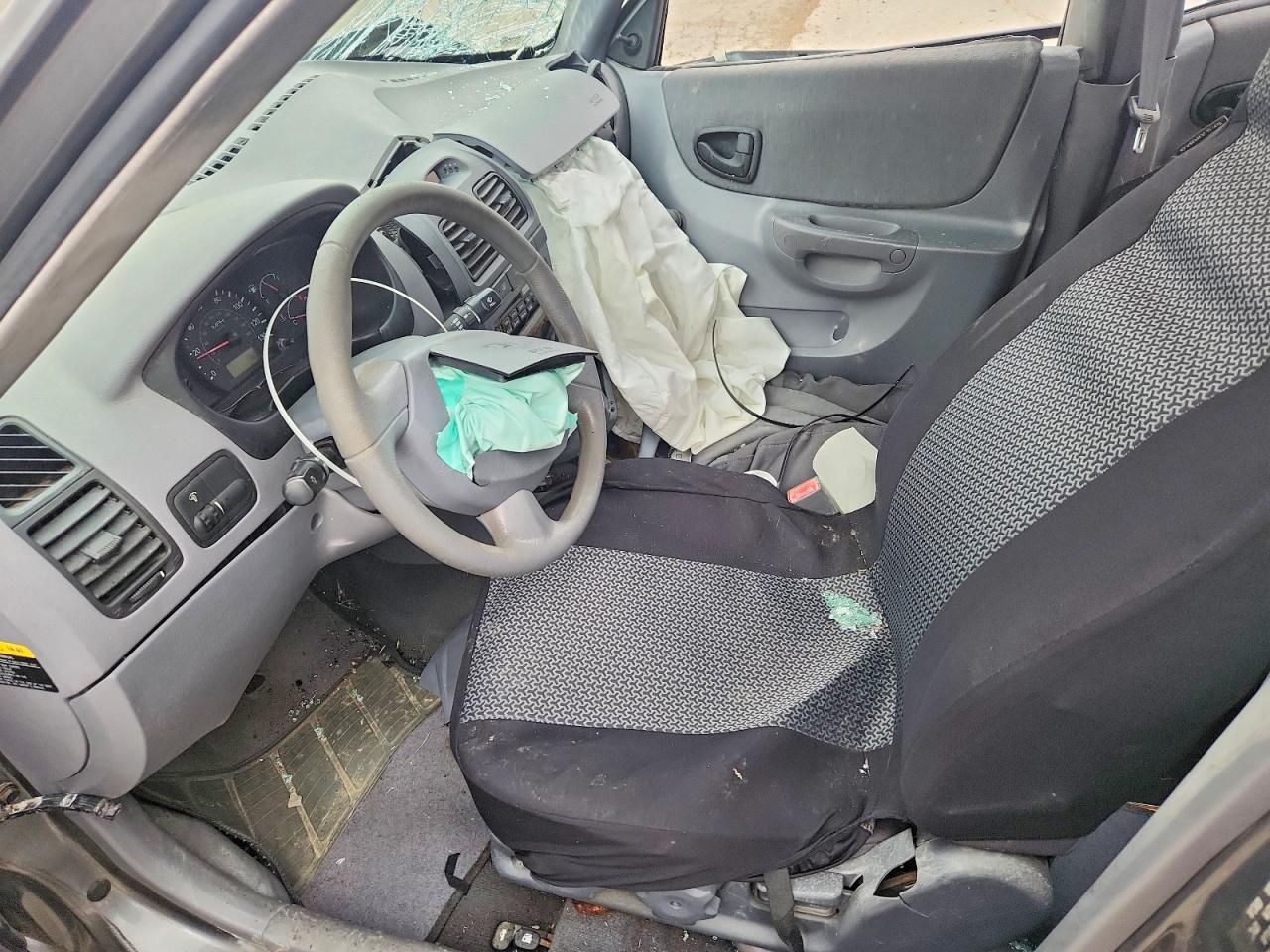2005 Hyundai Accent Gl - Image 7