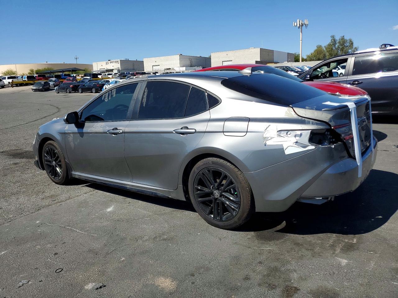 2026 Toyota Camry Se - Фото 2