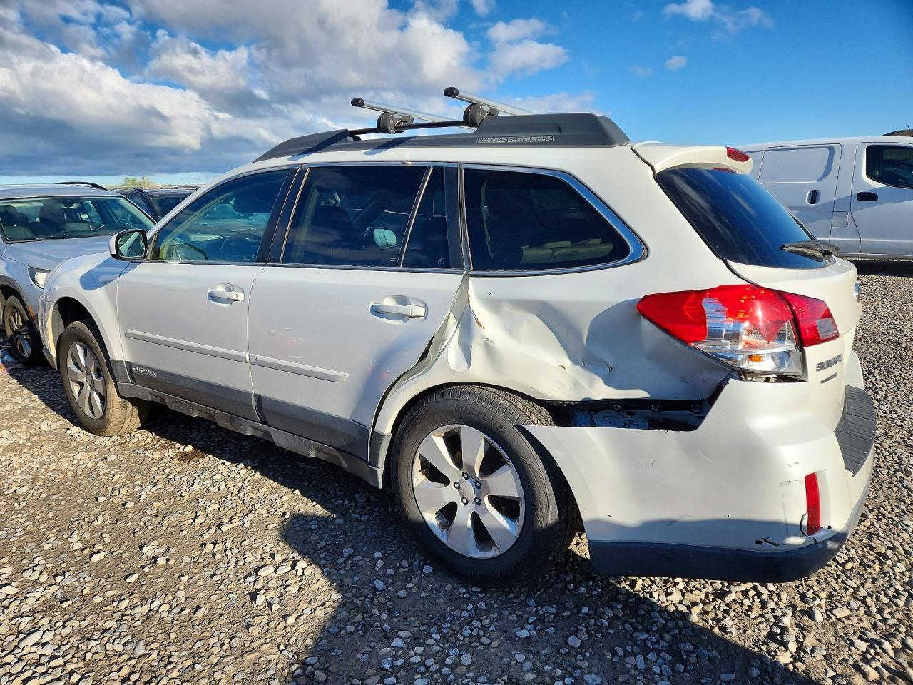 2012 Subaru Outback 2.5I Premium - Фото 2