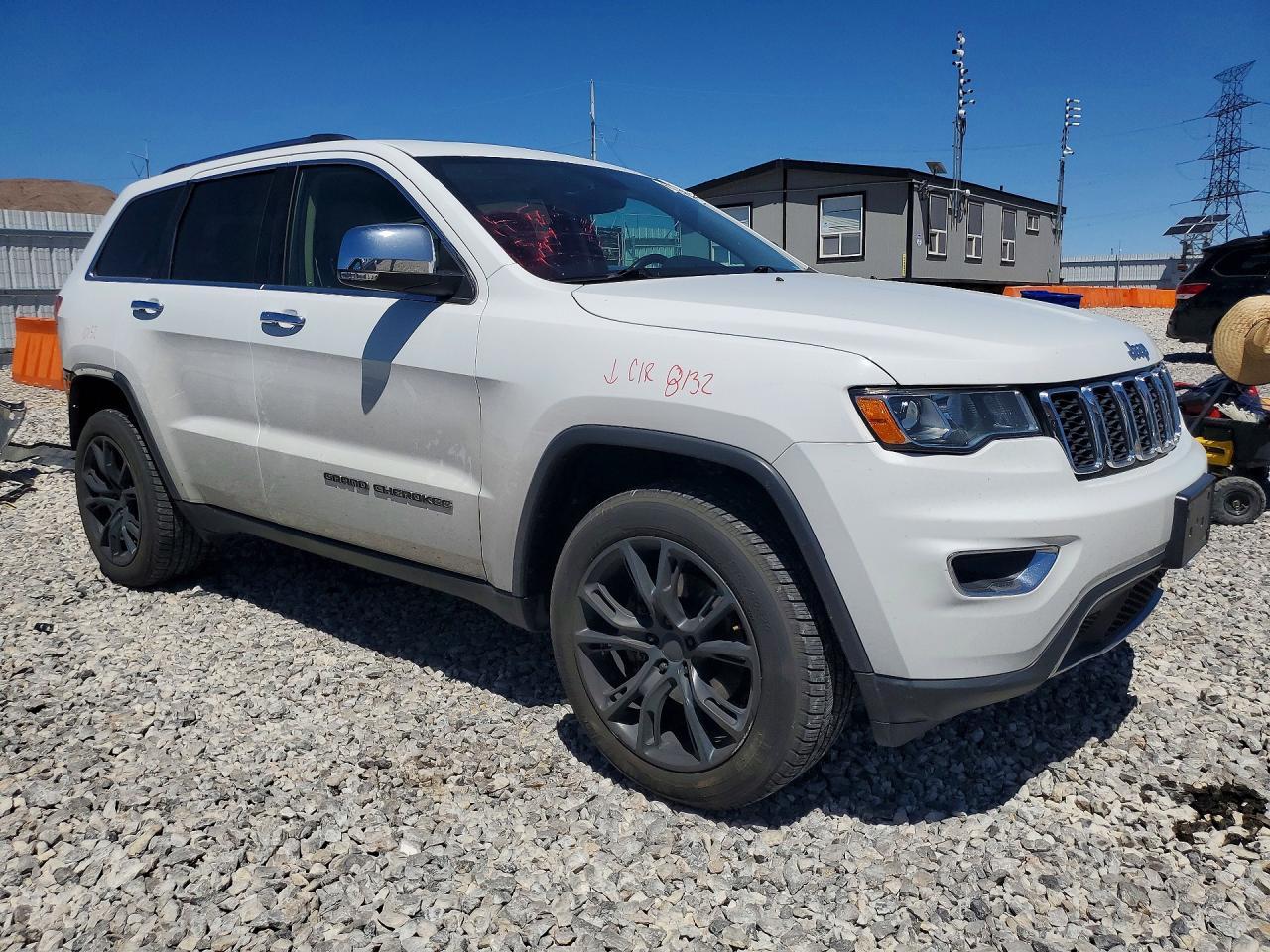 2017 Jeep Grand Cherokee Limited - Image 4
