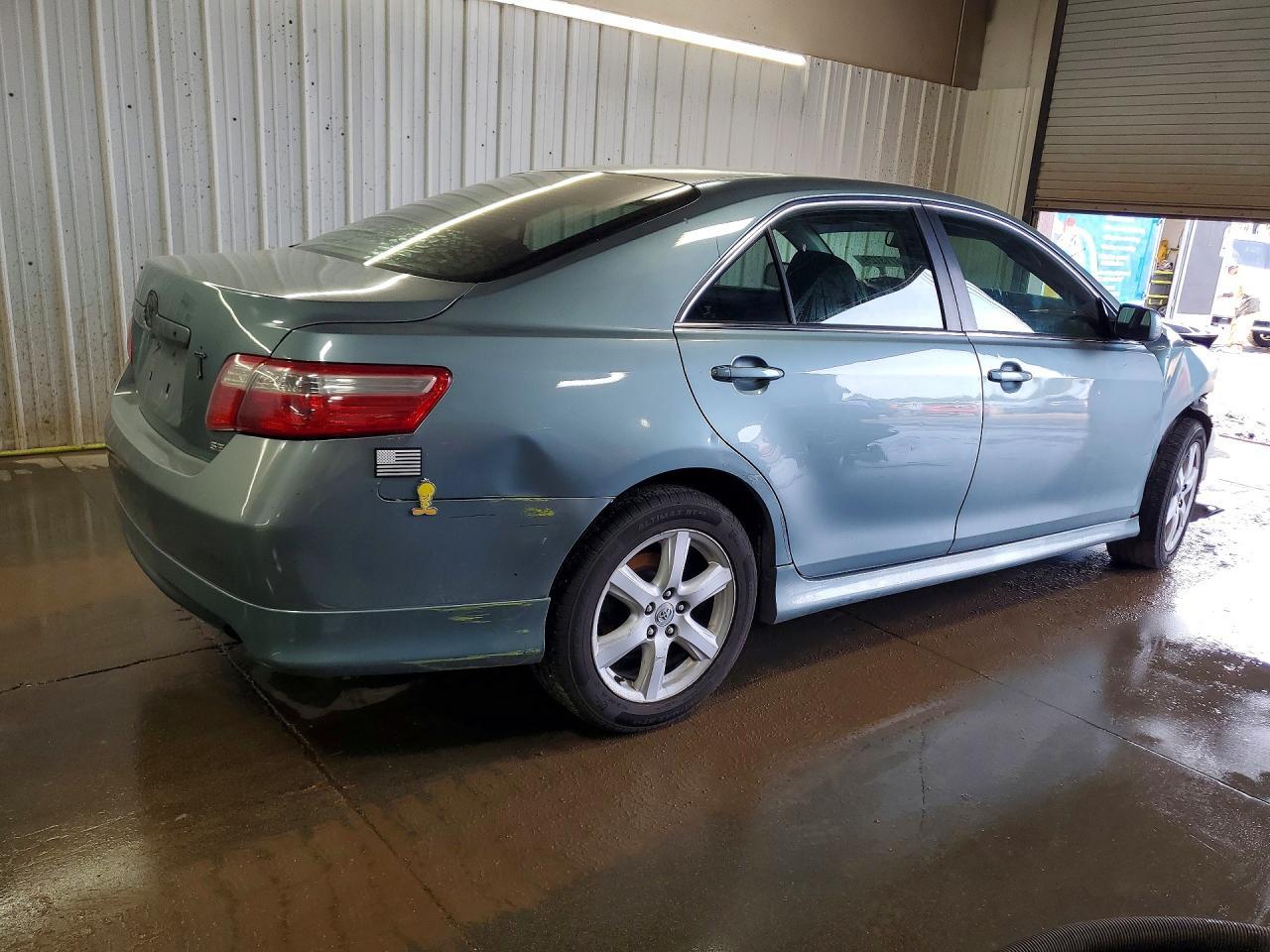 2007 Toyota Camry Se - Image 3