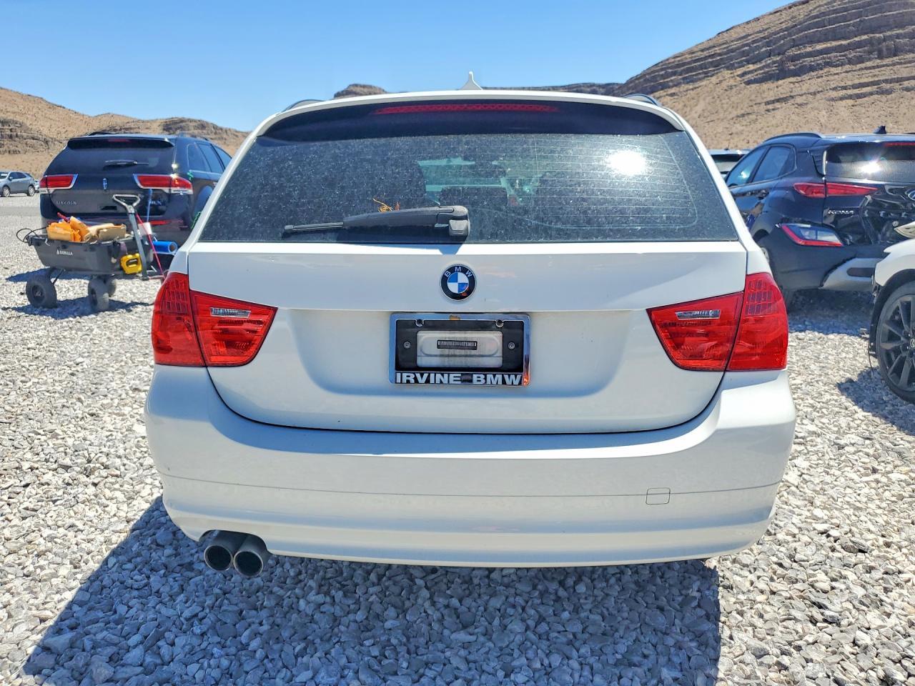 2011 BMW 328 I - Фото 6