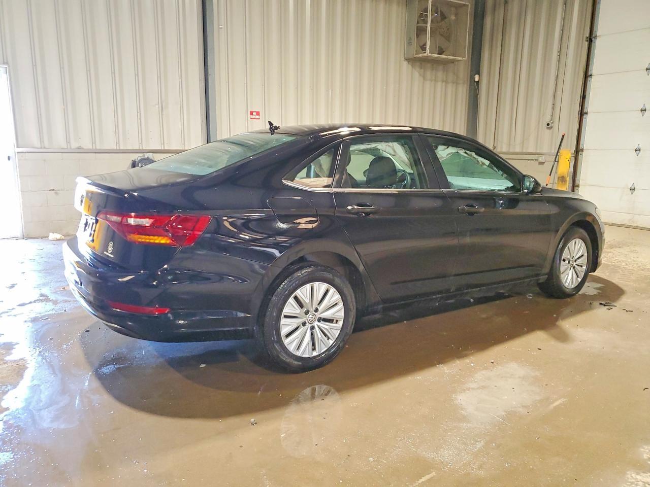 2019 Volkswagen Jetta S - Фото 3