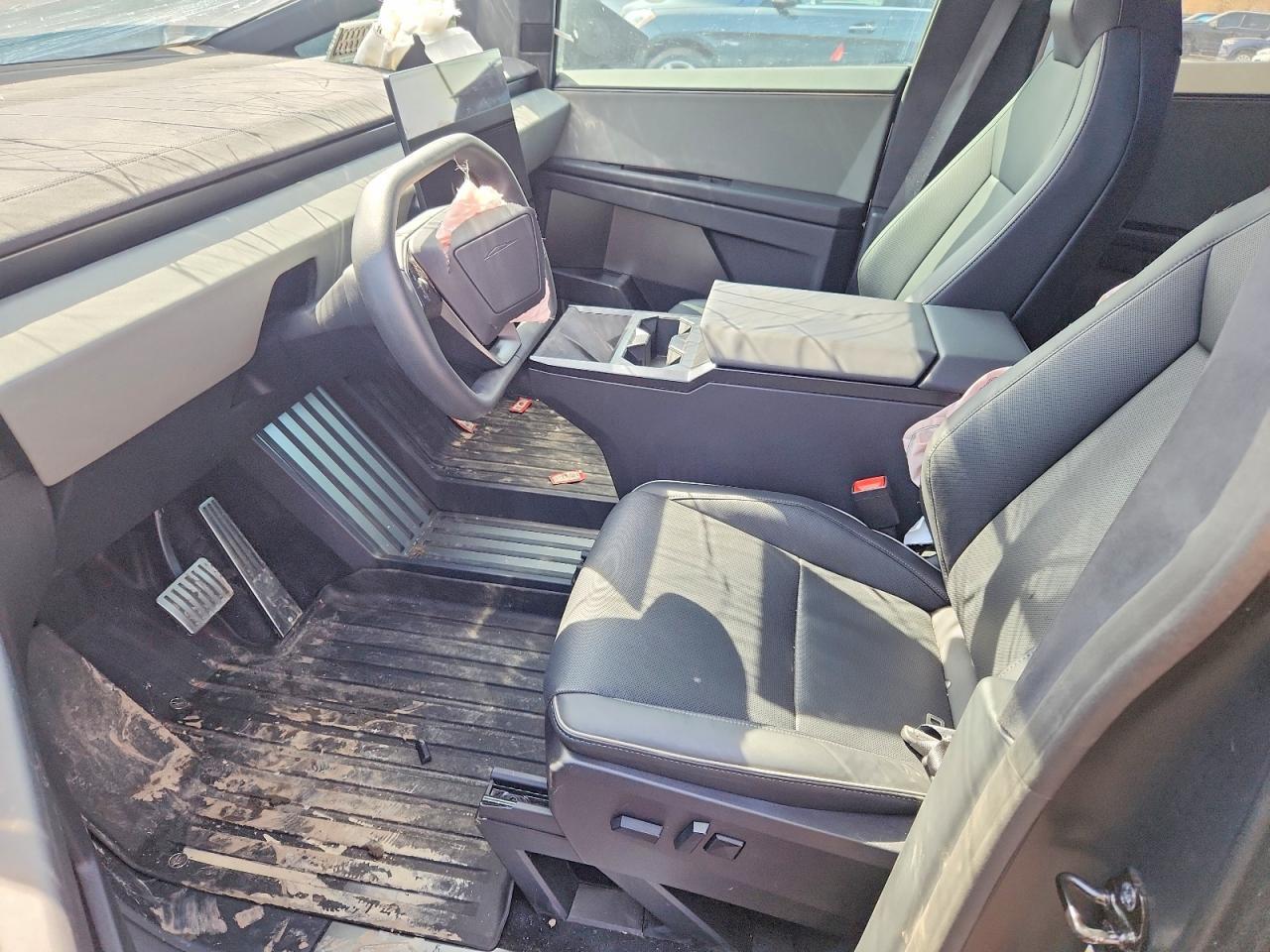 2024 Tesla Cybertruck - Фото 7