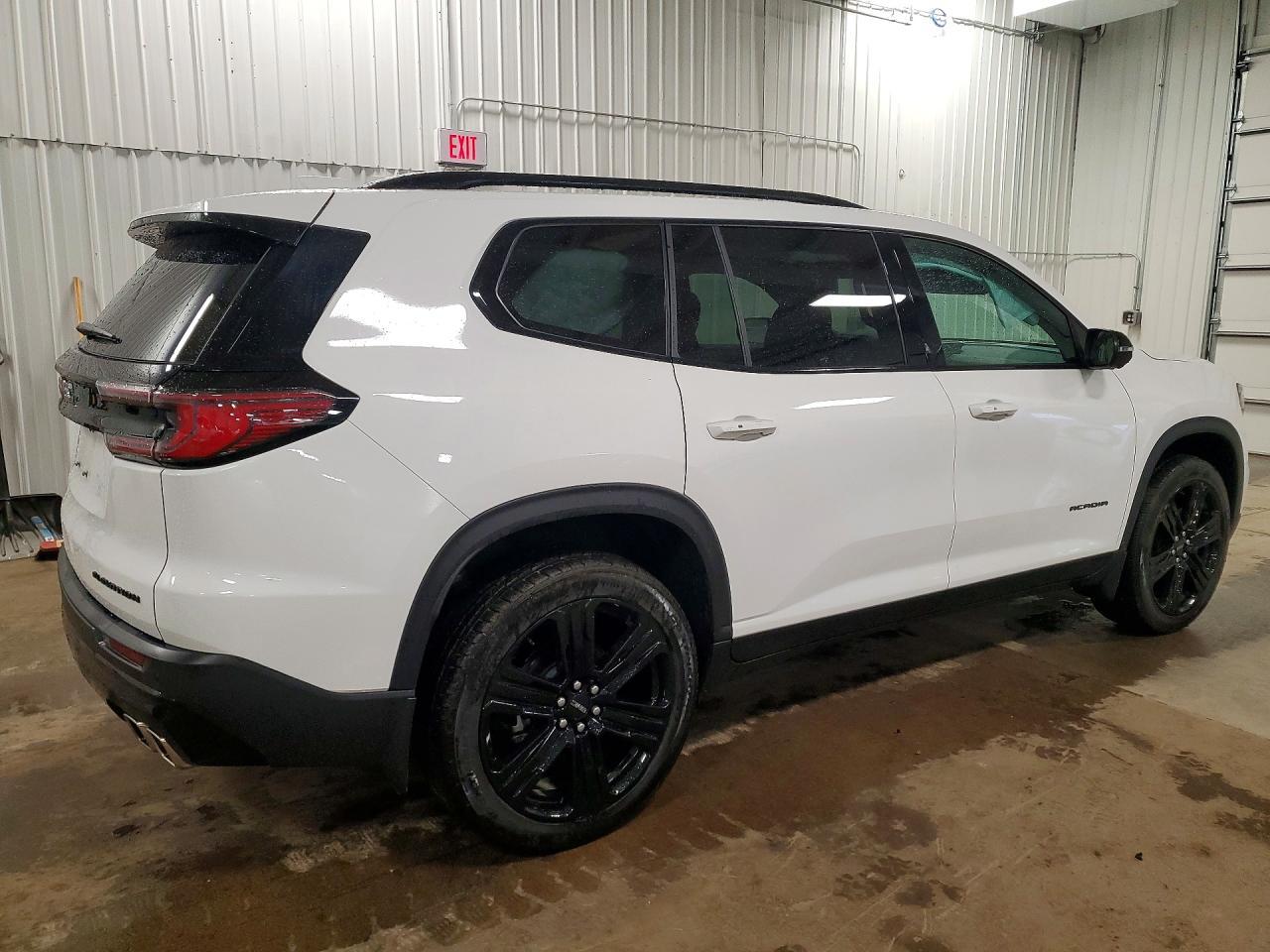 2025 GMC Acadia Elevation - Фото 3