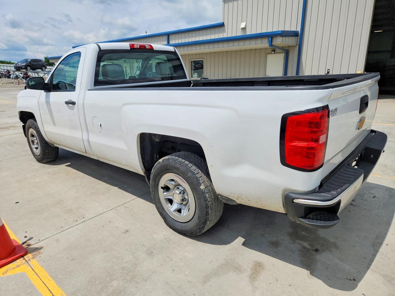 2014 Chevrolet Silverado C1500 - Image 2