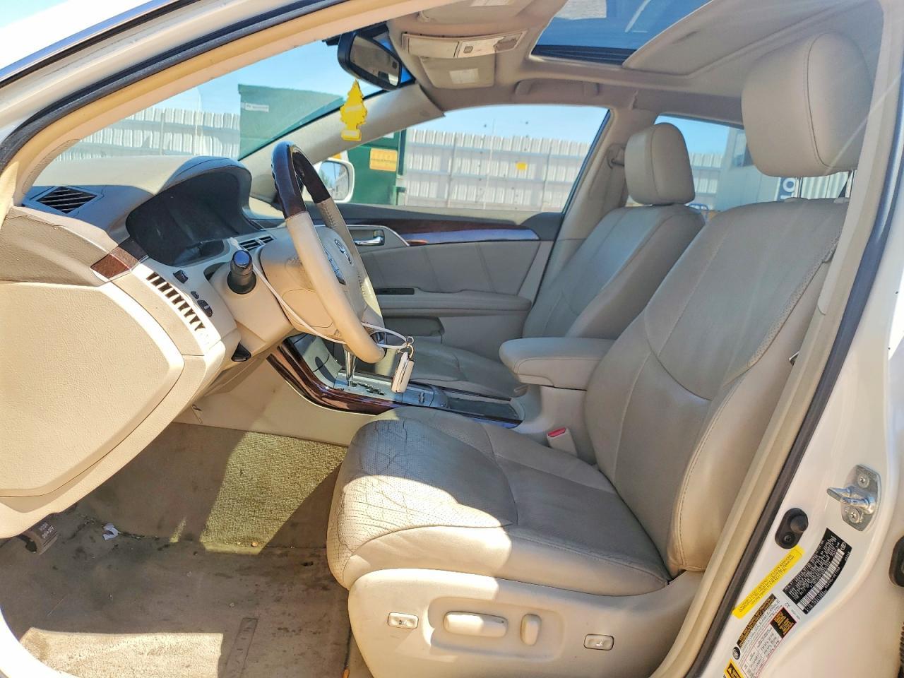 2010 Toyota Avalon Limited - Фото 7