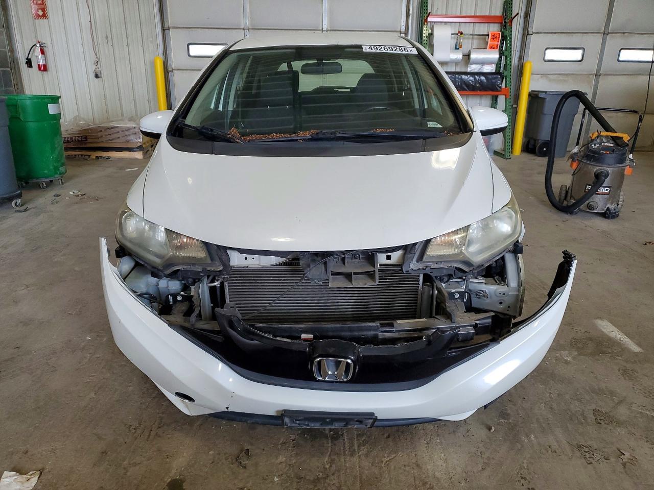 2017 Honda Fit Lx - Image 5