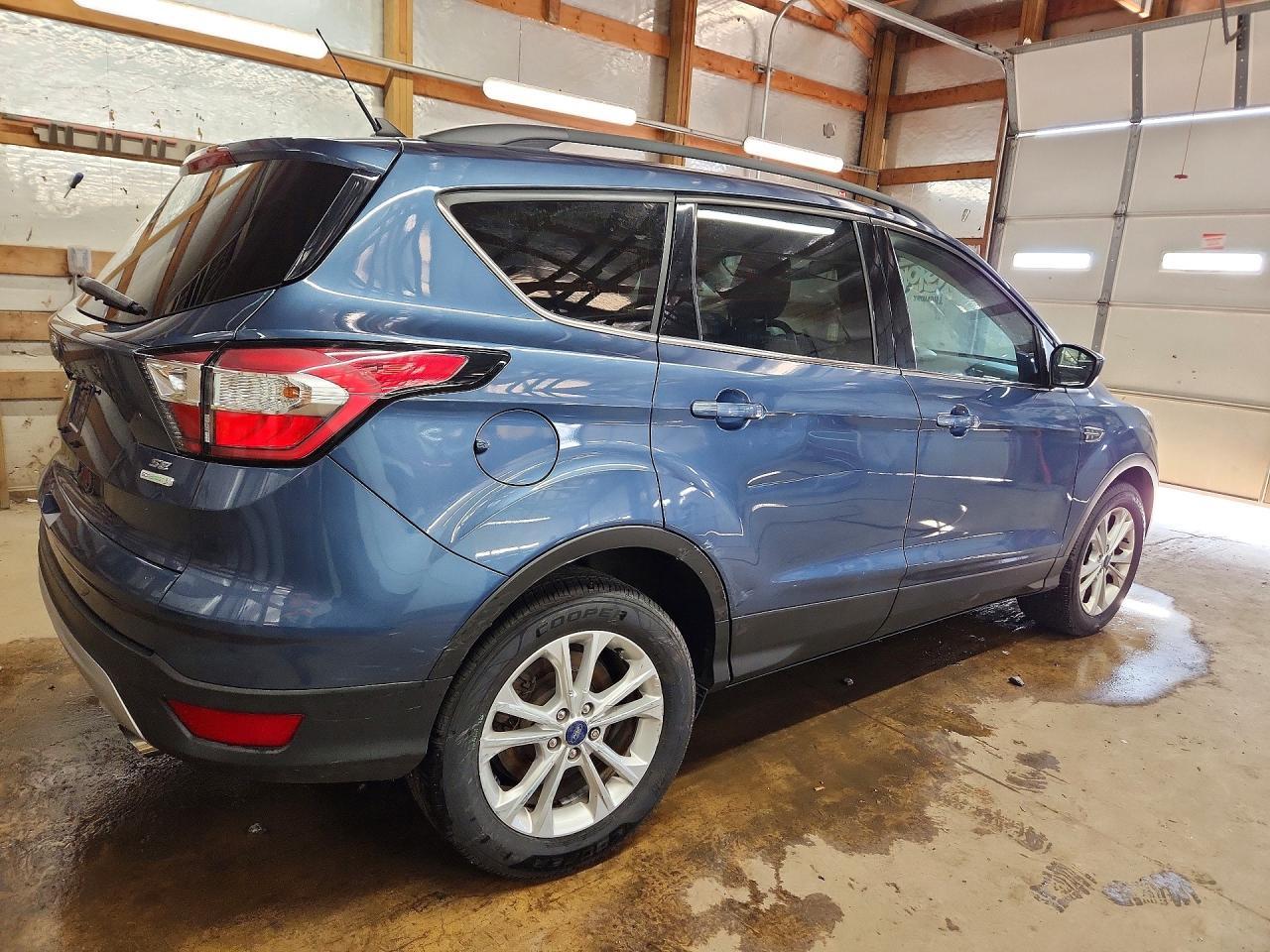 2018 Ford Escape Se - Фото 3