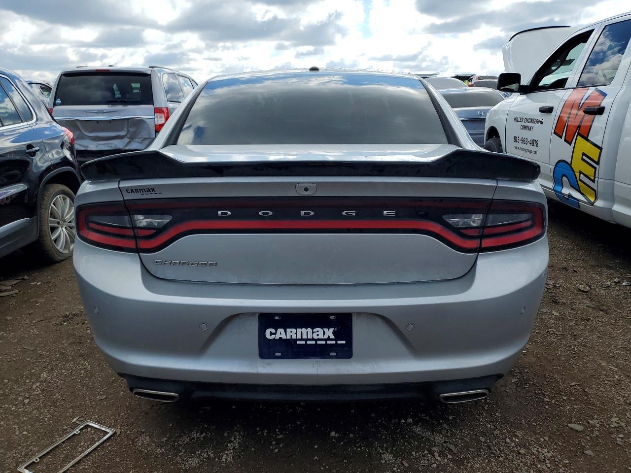 2022 Dodge Charger Sxt - Фото 6